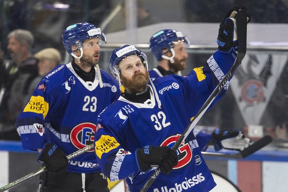 Lucas Wallmark (HCFG), celebre apres la victoire de son equipe, lors du sixieme match de la finale des play-off du championnat suisse de hockey sur glace de National League entre le HC Fribourg-Gotter ...