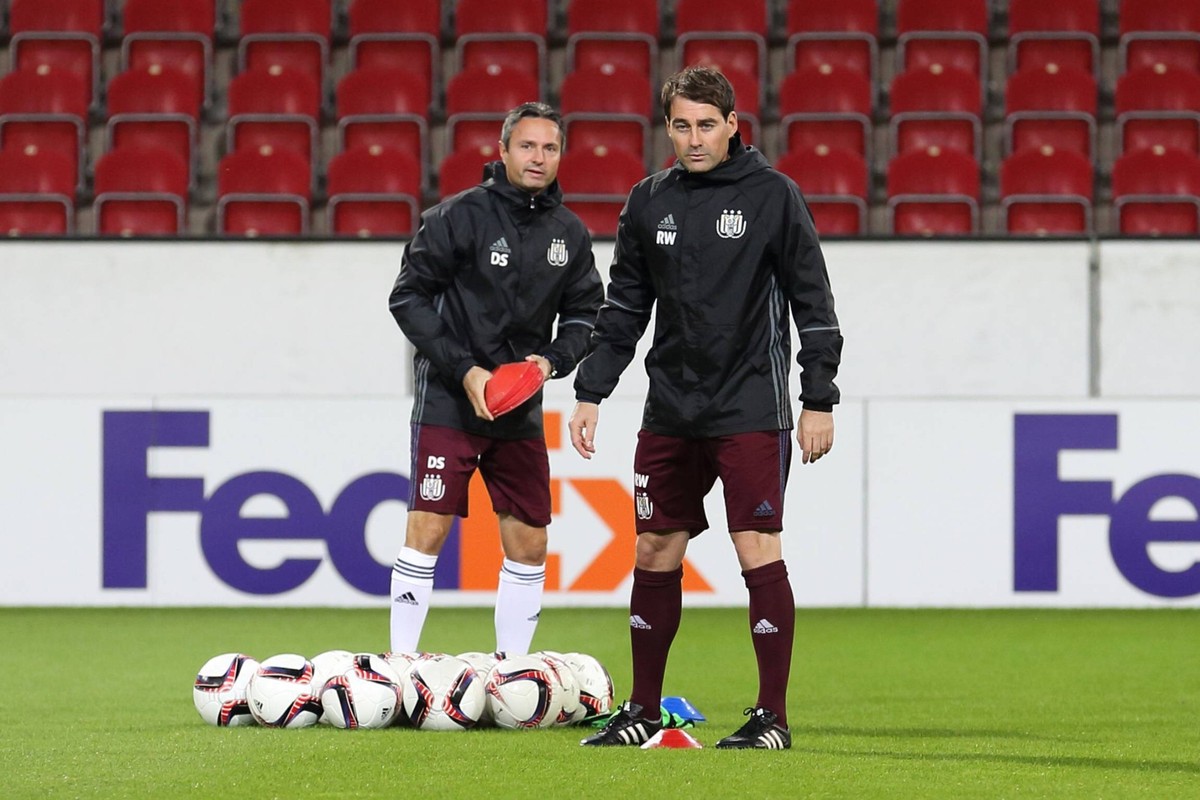 DAVID SESA, RENE WEILER TRAINING RSC ANDERLECHT MAINZ PUBLICATIONxNOTxINxUSA

David Sesa Ren� Weiler Training RSC Anderlecht Mainz PUBLICATIONxNOTxINxUSA