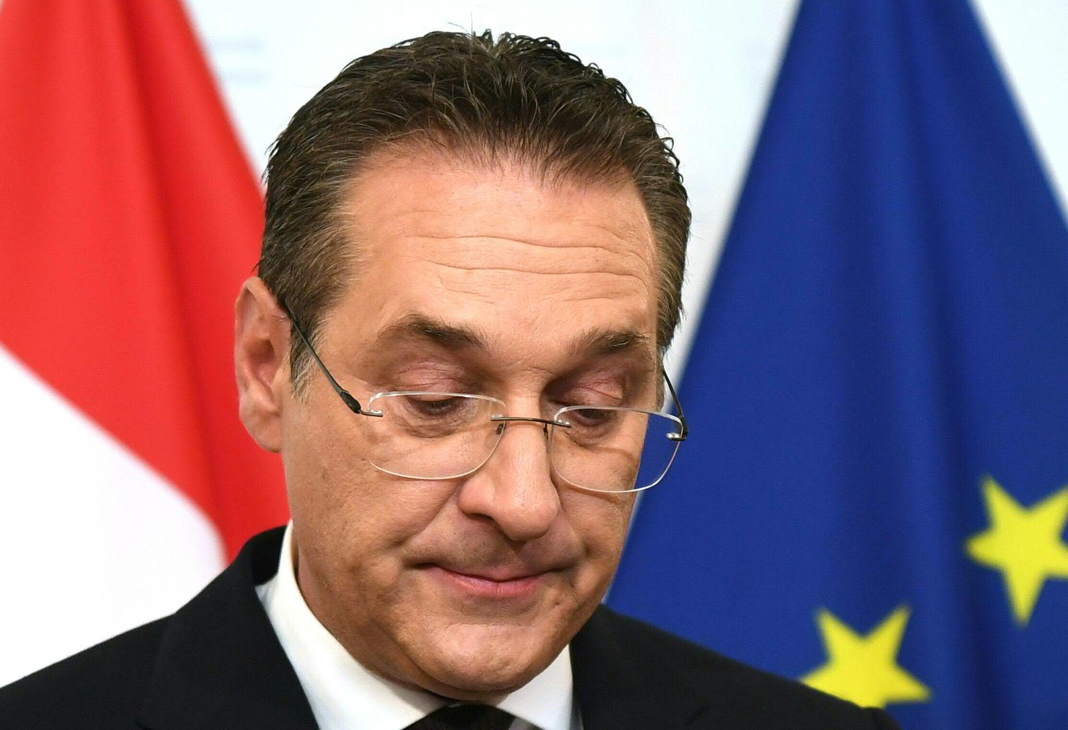 ABD0069_20190518 - WIEN - OESTERREICH: ZU APA0051 VOM 18.5.2019 - Vizekanzler Heinz Christian Strache (FPOE) waehrend einer Pressekonferenz zur Zukunft der Koalition nach dem Veroeffentlichen des &quo ...