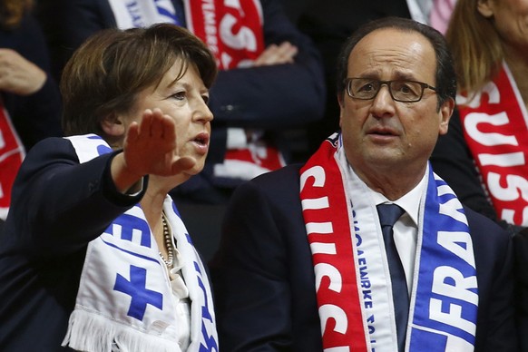 Francois Hollande muss mitansehen, wie die Franzosen untergehen.