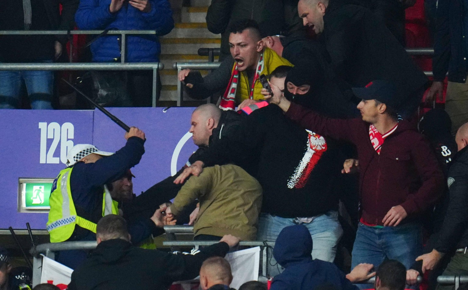 Mandatory Credit: Photo by Javier Garcia/Shutterstock (12534018er) Hungary fans clash with police England v Hungary, FIFA World Cup, WM, Weltmeisterschaft, Fussball 2022 Qualifying, Group I, Football, ...