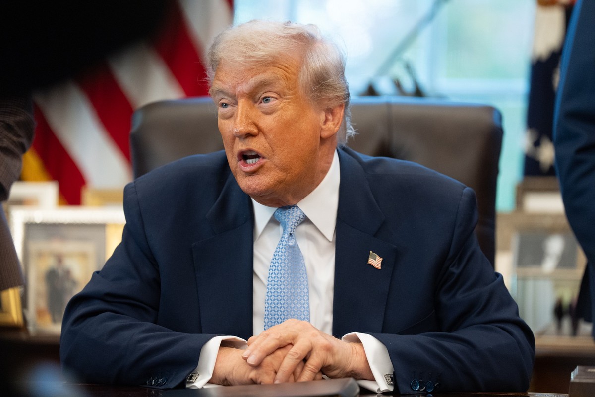 WASHINGTON, DC - NOVEMBER 17: U.S. President Donald Trump is pictured during a meeting with the White House Task Force on the FIFA World Cup 2026 in the Oval Office at the White House in Washington, D ...