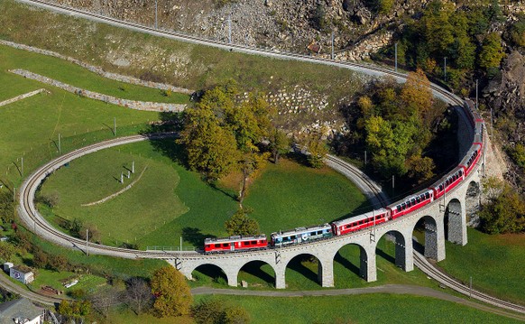 Aus aktuellem Anlass: 19 mehr oder weniger schÃ¶ne BrÃ¼ggli aus der Schweiz (und 1 Bonus)
Und wie konntet ihr bitte die hier vergessen?