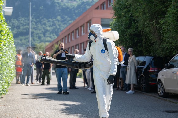Swiss Federal Office of Public Health Director Anne Lévy visits SUPSI to discuss collaboration on the early detection of risks and the effective protection of the population against the tiger mosquito ...