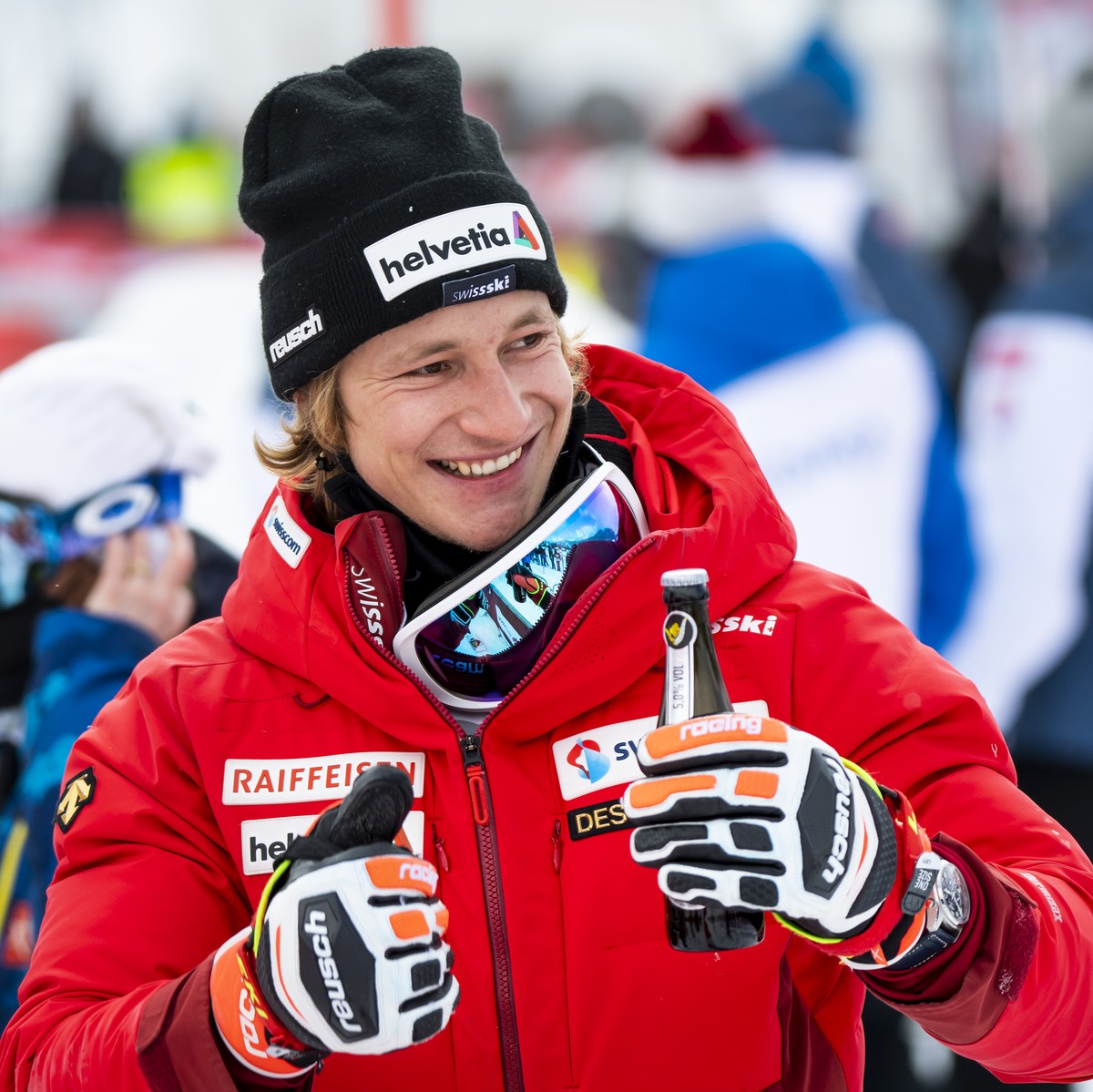Marco Odermatt of Switzerland celebrates after the men's Giant Slalom race at the FIS Alpine Skiing World Cup finals, in Parpan-Lenzerheide, Switzerland, Saturday, March 20, 2021. (KEYSTONE/Jean- ...