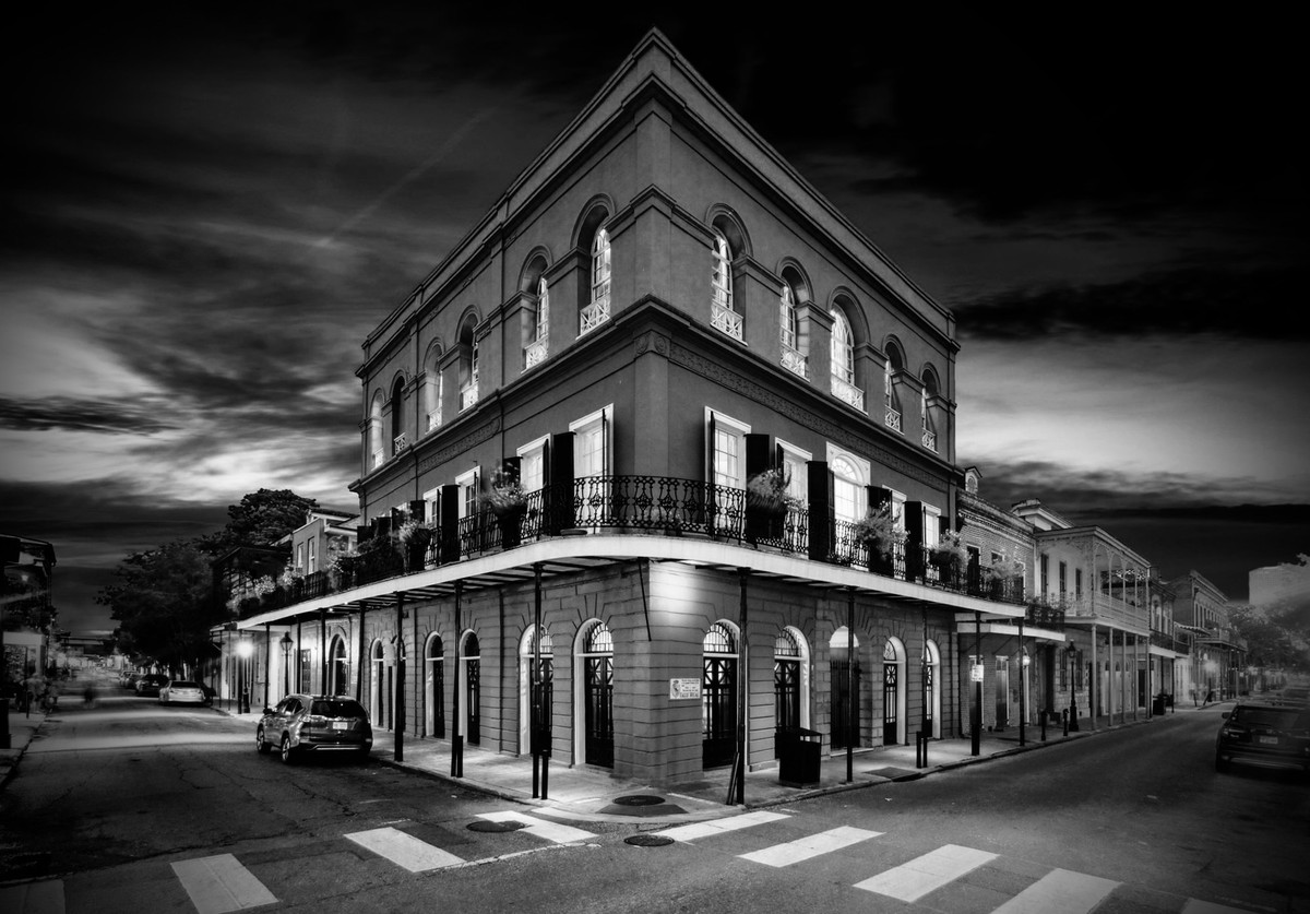 A property believed to be the most haunted house in the US, or possibly the world, is up for sale and it was once owned by the actor, Nicholas Cage. The building known as the LaLaurie Mansion is locat ...