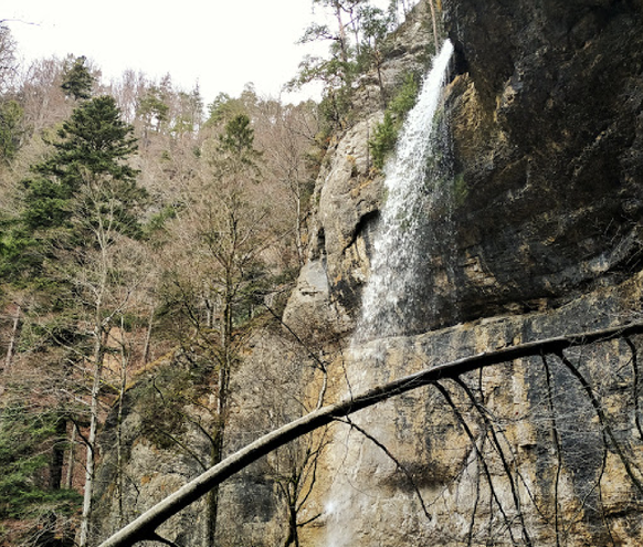 St.Fridli Wasserfall Nunningen höchster Wasserfall Kanton Solothurn