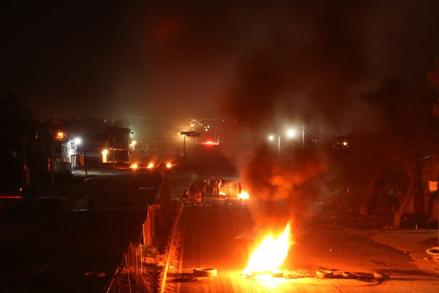 epa05700382 Aftermath of protests against the rise in gasoline prices in the country, Caxuxi city, Hidalgo state, Mexico, early 05 January 2017 . One person died and close to 600 were detained followi ...