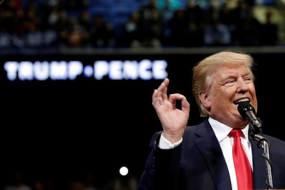 Republican U.S. presidential nominee Donald Trump speaks at a campaign rally in Wilkes-Barre, Pennsylvania, October 10, 2016. REUTERS/Mike Segar