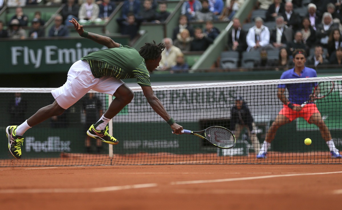 Federer und Monfils fighten morgen weiter.