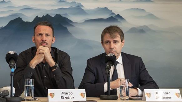 Cheftrainer Raphael Wicky, Sportdirektor Marco Streller und Praesident Bernhard Burgener, von links, an der Saisonbilanz-Medienkonferenz des FC Basel 1893 in Basel, am Sonntag, 20. Mai 2018. (KEYSTONE ...