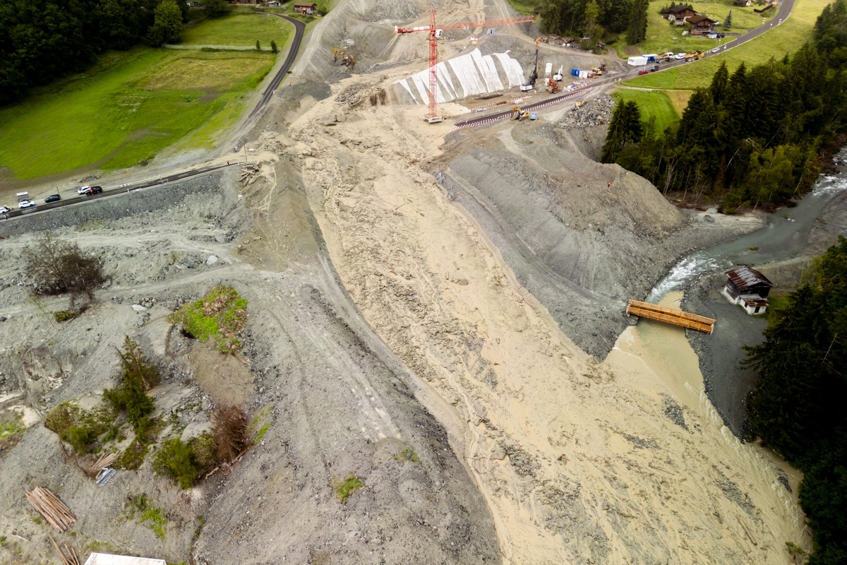 Le pont pour accéder à Lourtier (VS) toujours pas remplacé