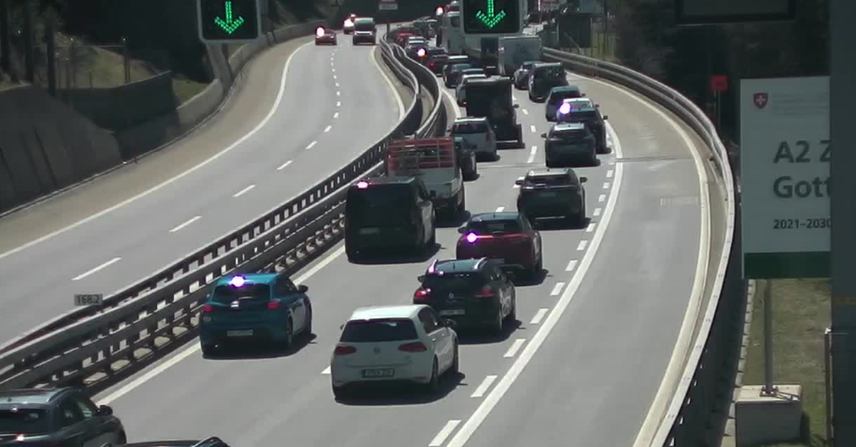 Erneut mindestens eine Stunde Wartezeit vor dem Gotthard