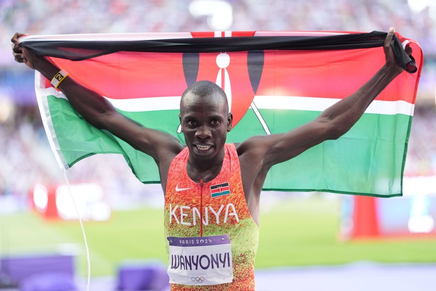 Emmanuel Wanyonyi of Kenya Men s 800m wins gold Paris 2024 Olympic Games, Olympische Spiele, Olympia, OS Day Fifteen, Paris, France - 10 Aug 2024 PUBLICATIONxINxGERxSUIxAUTxHUNxGRExMLTxCYPxROUxBULxUAE ...