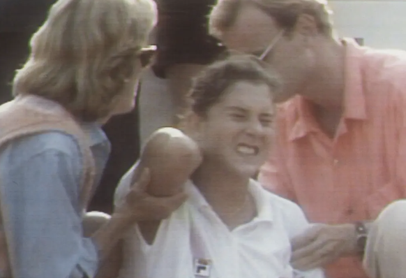 1993 attackierte ein Steffi-Graf-Fan Monica Seles mit einem Messer.