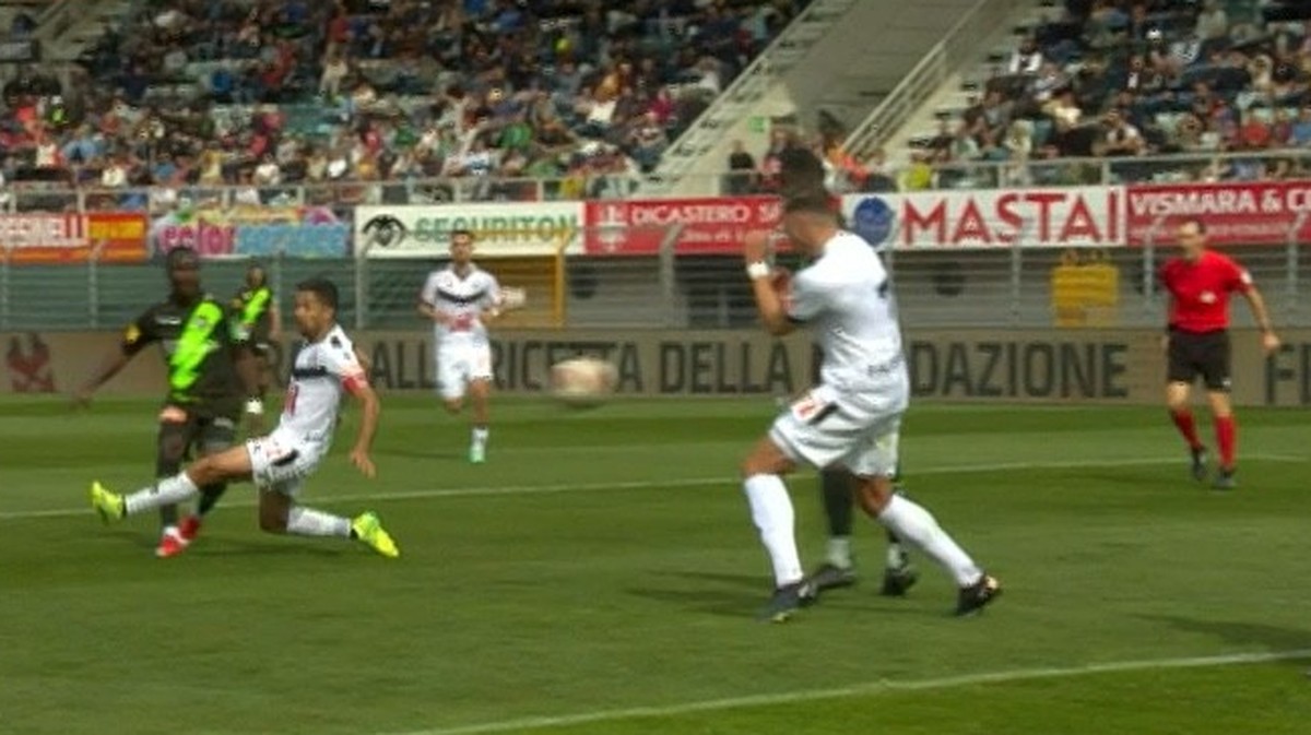 Lugano St.Gallen Hands Facchinetti