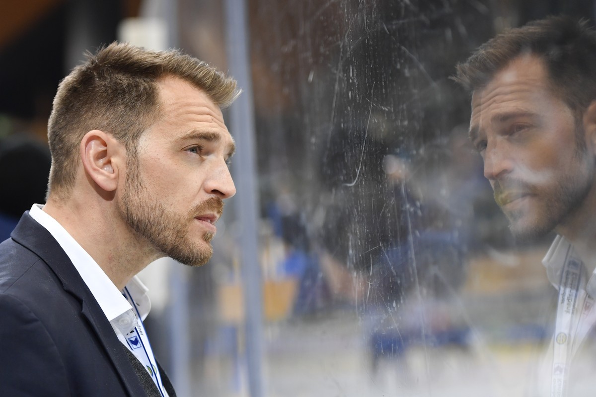 Davos' Sportchef Raeto Raffainer, beim Eishockey-Qualifikationsspiel der National League A zwischen dem HC Davos und Geneve-Servette HC, am Samstag, 16. November 2019, im Eisstadion in Davos. (KE ...