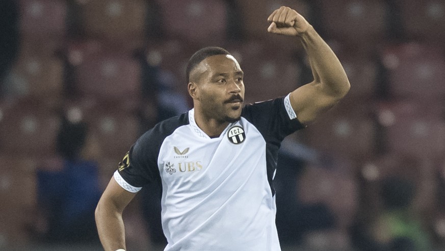 Der Torschuetze Matthias Phaeton (FCZ) jubelt nach dem Tor zum 2:2 im Fussball Meisterschaftsspiel der Swiss Super League zwischen dem FC Zuerich und dem FC Luzern, am Samstag, 8. November 2025 im Sta ...