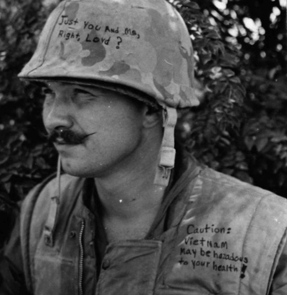 Vietnam 1968 - helmet art helmet graffiti helmet slogans