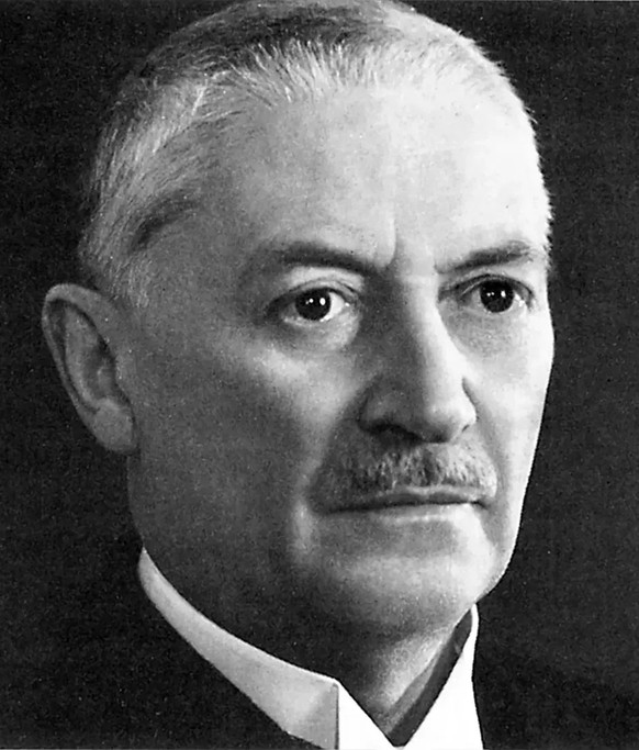 Johannes Baumann war zwischen 1934 und 1940 Mitglied der Landesregierung.
https://commons.wikimedia.org/wiki/File:Johannes_Baumann.gif