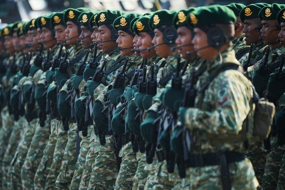 Indonesian soldiers of the Army Strategic Reserve Command march during a ceremony commemorating the 80th anniversary of the Indonesian Armed Forces in Jakarta, Indonesia, Sunday, Oct. 5, 2025. (AP Pho ...