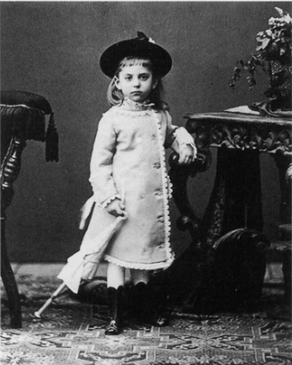 Klein-Rilke im Kleid.&nbsp;Bis zu seinem 6. Lebensjahr wurde der Junge als Mädchen erzogen.
