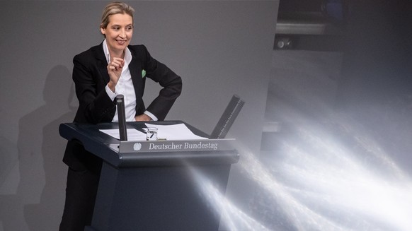 epa07181032 Chairman of the Alternative for Germany party (AfD) faction Alice Weidel delivers a speech during a session of the German parliament &#039;Bundestag&#039; in Berlin, Germany, 21 November 2 ...