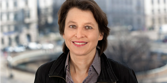 Corina Caduff forscht und schreibt zu Sterben und Tod.