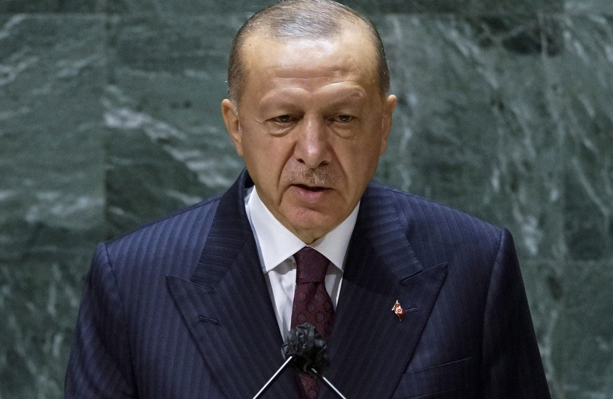 epa09480129 Turkish President Tayyip Erdogan addresses the 76th Session of the UN General Assembly in New York City, New York, USA, 21 September 2021. EPA/EDUARDO MUNOZ / POOL