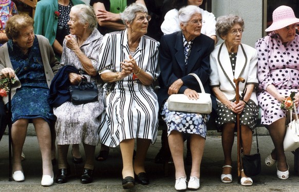 Diese Zürcher Pensionäre freuen sich schon auf die geplante Kaffeefahrt.