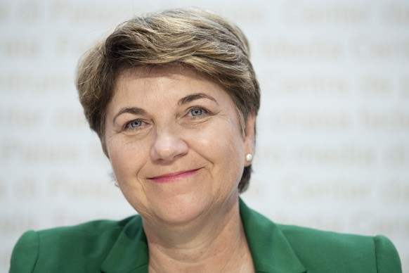 Bundesraetin Viola Amherd spricht an einer Medienkonferenz, am Montag, 17. Juni 2019, in Bern. (KEYSTONE/Peter Schneider)