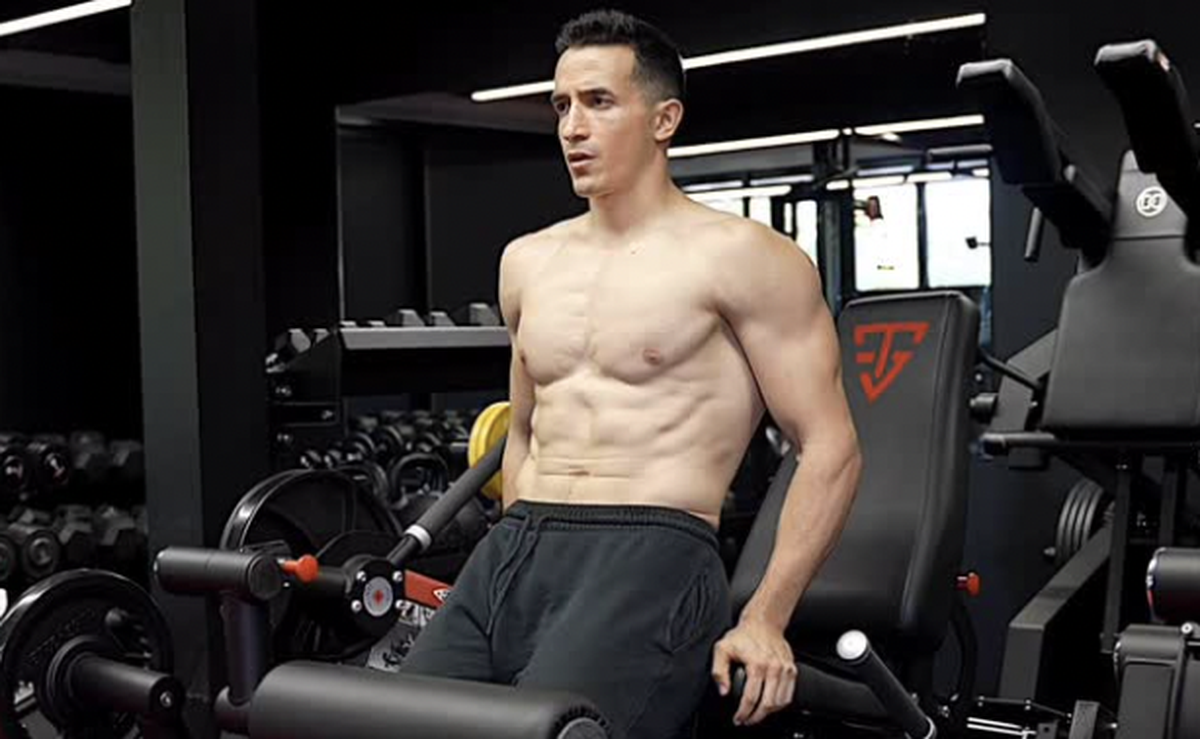 Tibo Inshape au boulot.