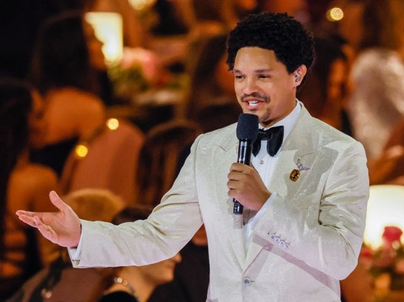 Los Angeles, CA - February 04: Host Trevor Noah at the 66th Grammy Awards held at the Crypto.com Arena in Los Angeles, CA, Sunday, Feb. 4, 2024. (Robert Gauthier / Los Angeles Times via Getty Images)