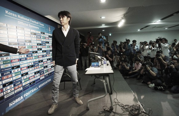 Es gab keinen Beistand von oben für Südkoreas Trainer Myung-Bo Hong. 