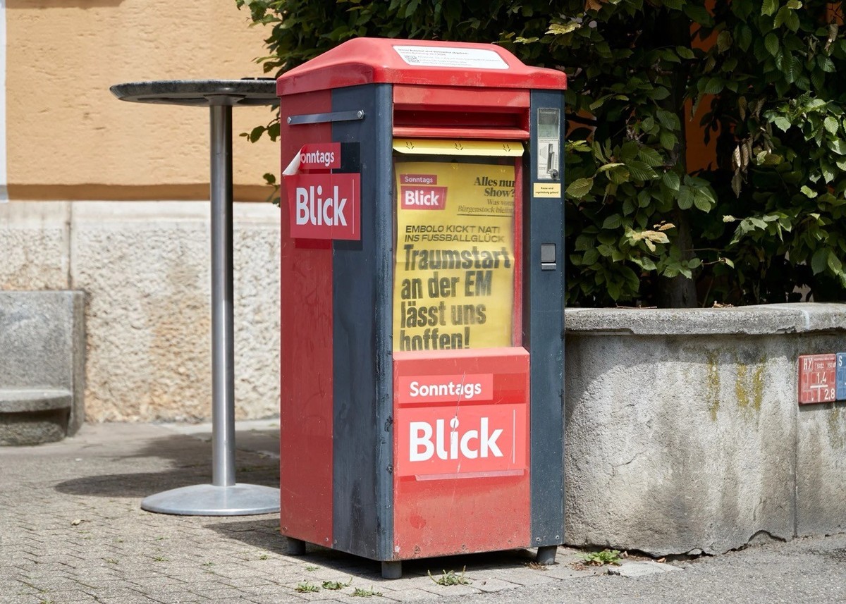 Zeitungsautomat «Sonntagsblick»