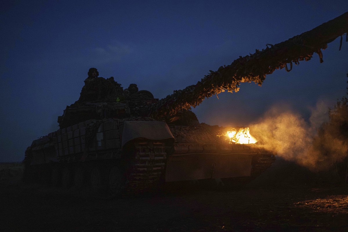 Un char ukrainien sur le front près de Pokrovsk.