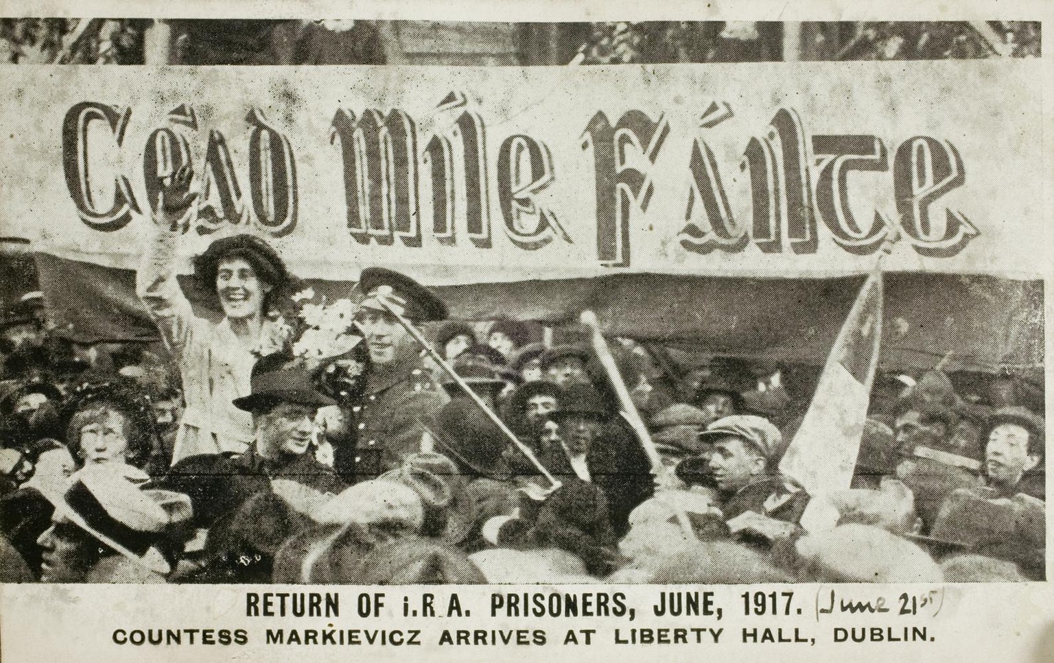 Der Empfang Constances, als sie 1917 aus der Haft entlassen wird.