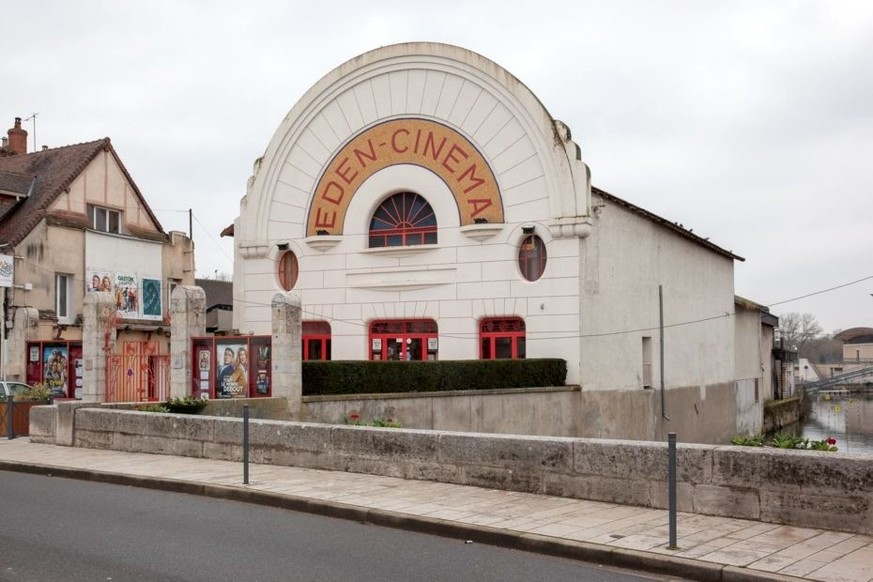 Weird France! Skurrile Gebäude und Strassenattraktionen in Frankreich. https://www.archive-arn.fr/
