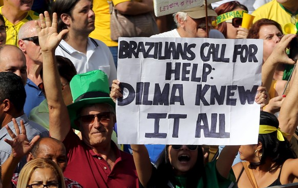 Wegen der Affäre kommt es in Brasilen immer wieder zu Protesten. Die Demonstranten werfen der Regierung vor, von den Deals gewusst zu haben.&nbsp;
