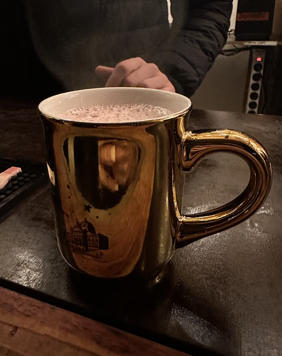Plus point: the noble cup in the capital.