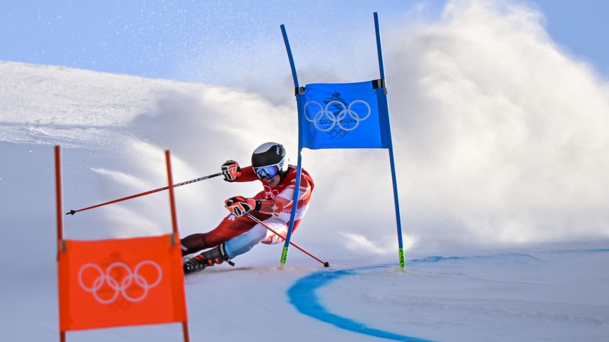 Michelle Gisin of Switzerland in action during the first run of the women&#039;s Alpine Skiing giant slalom race at the 2022 Olympic Winter Games in Yanqing, China, on Monday, February 7, 2022. (KEYST ...