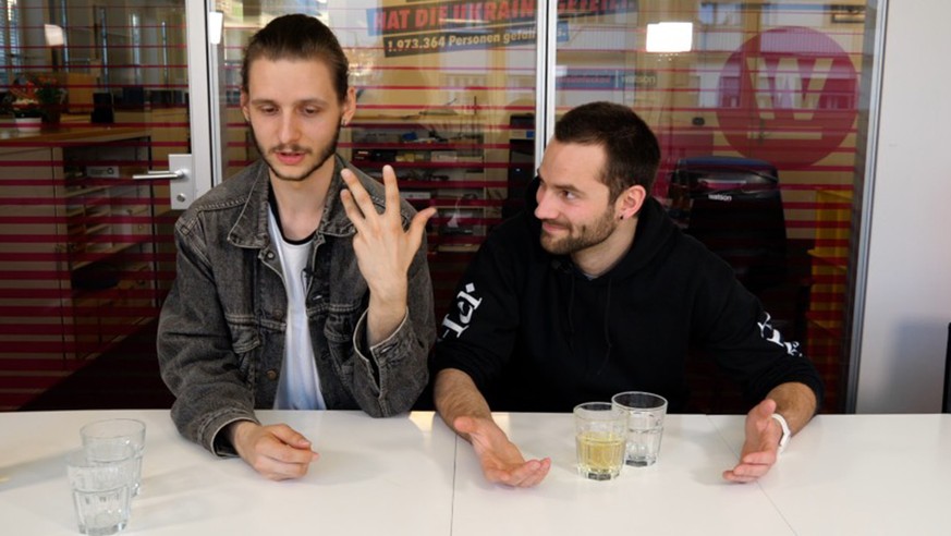 «Du magst meinen Schnauz nicht? Das höre ich zum ersten Mal ...» 