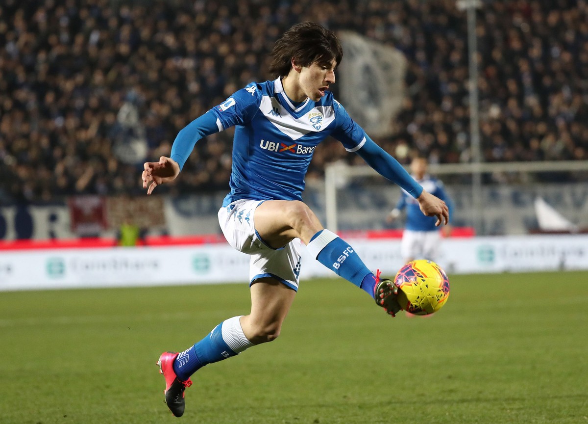 epa08235601 Brescia's Sandro Tonali in action during the Italian Serie A soccer match Brescia Calcio vs SSC Napoli at the Mario Rigamonti stadium in Brescia, Italy, 21 February 2020. EPA/SIMONE V ...
