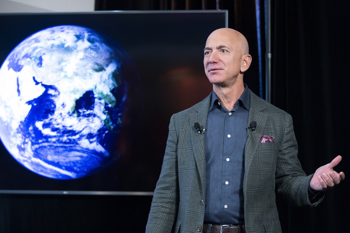 epa08982633 (FILE) - Founder and CEO of Amazon Jeff Bezos participates in the unveiling of an Amazon environmental initiative entitled 'The Climate Pledge', in Washington, DC, USA, 19 Septem ...