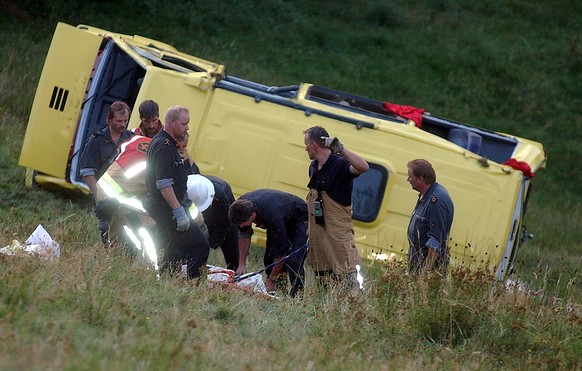 16. August 2003: Am Gurnigel BE stürzt ein Minibus mit Angehörigen eines Frauenturnvereins aus dem Baselbiet rund 80 Meter in die Tiefe. Drei Frauen sterben, 13 weitere werden verletzt.