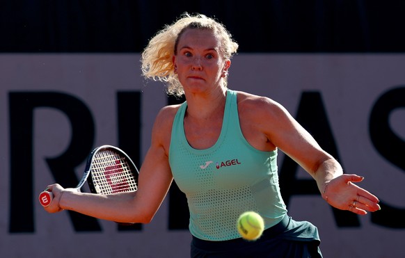 epa12995687 Katerina Siniakova of the Czech Republic eyes the ball during her Women's 1st round match against Simona Waltert of Switzerland at the French Open Grand Slam tennis tournament at Rola ...