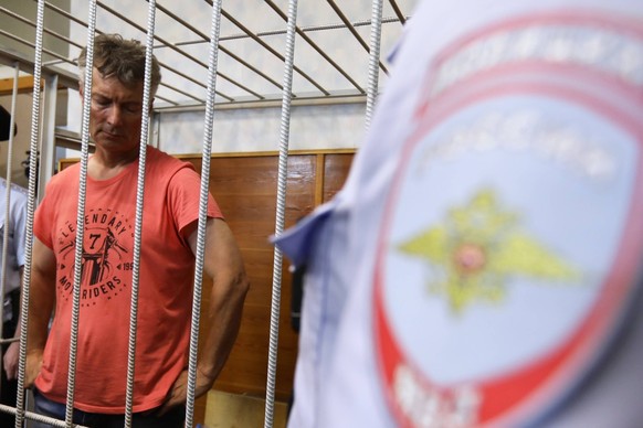 Russia Former Mayor Military Discrediting Charges 8259955 25.08.2022 The former mayor of Yekaterinburg, Yevgeny Roizman, charged with discrediting the Russian army, attends a hearing at the Verkh-Iset ...