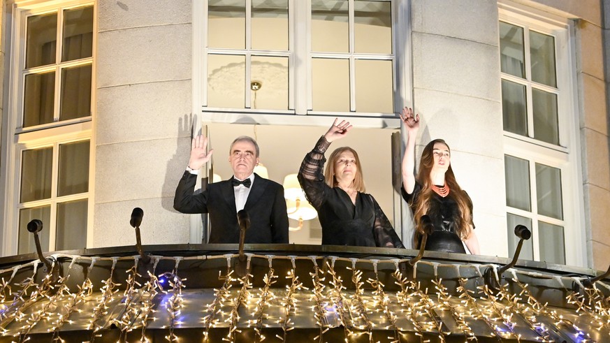 epa10359820 (L-R) Jan Rachinsky, representing the Russian organization Memorial; Natallia Pintsyuk, representing her husband, the activist Ales Bialiatski from Belarus; and Oleksandra Matviichuk, repr ...