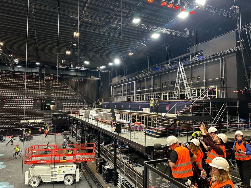 ESC Basel Bühne wird gebaut 17.04.25