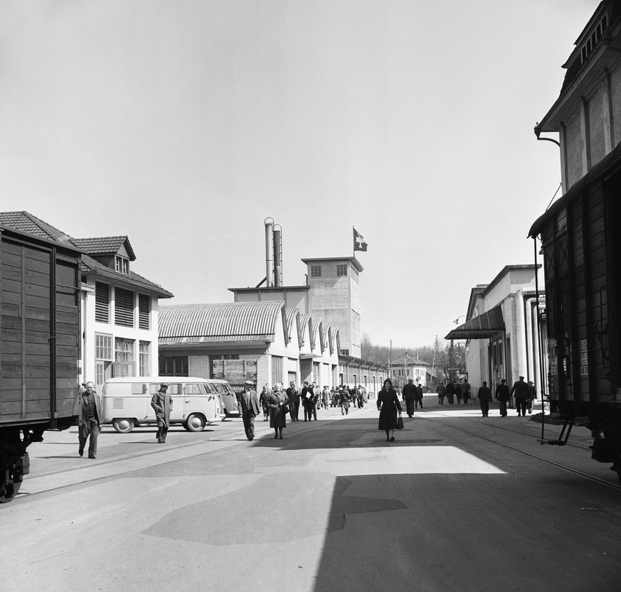 Die Textilwerke Gugelmann in Langenthal, Kanton Bern, aufgenommen im April 1962. (KEYSTONE/PHOTOPRESS-ARCHIV/Widmer)